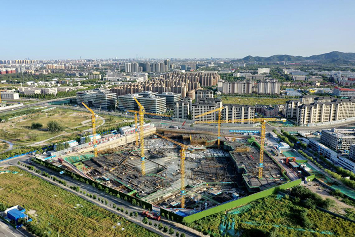 北京海淀大悦城项目主楼进入地面施工阶段-新华网